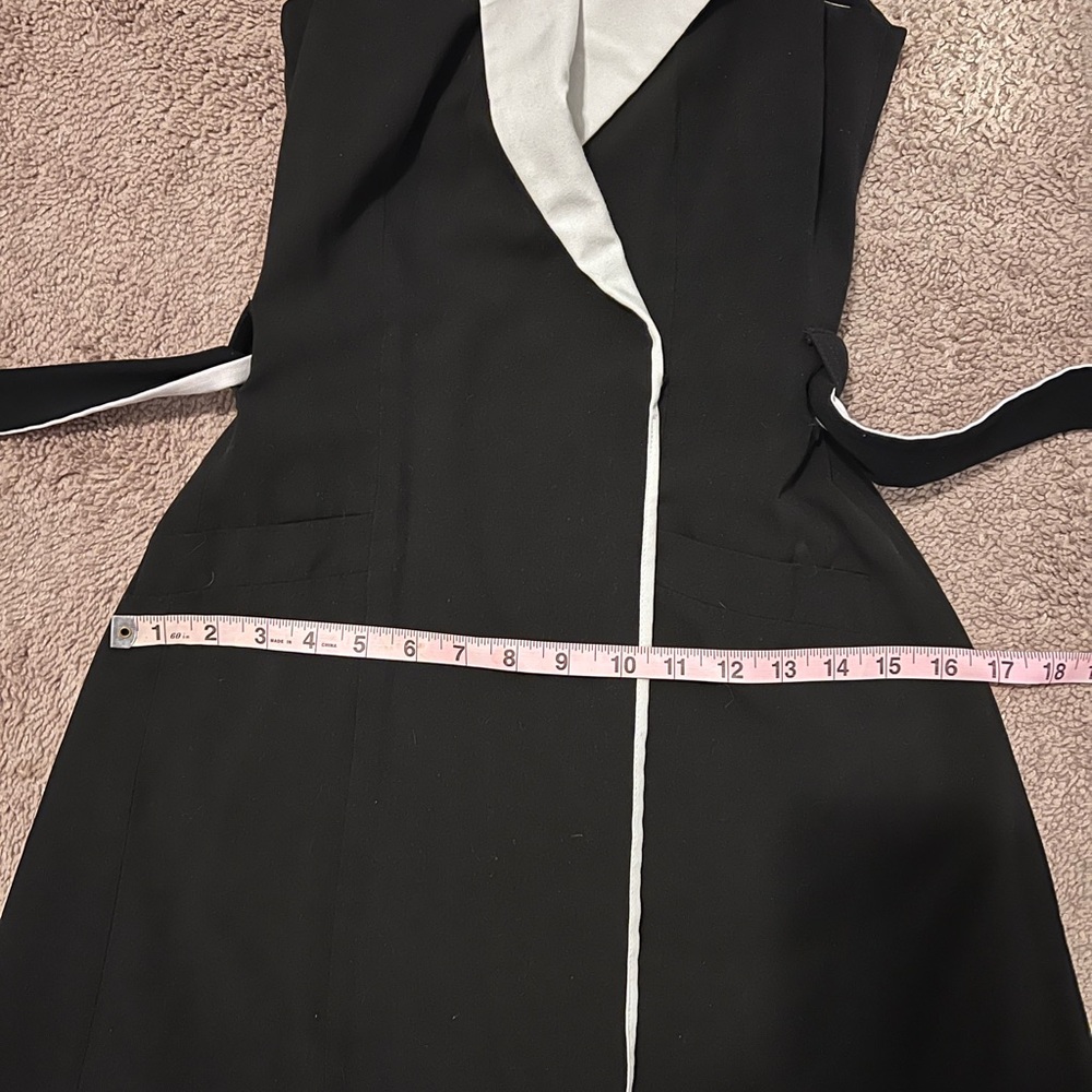 Calvin Klein Black and White Dress Size 2 Petite - Picture 14 of 14
